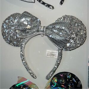 Elegant silver Rhinestone Headband for Special Occasions